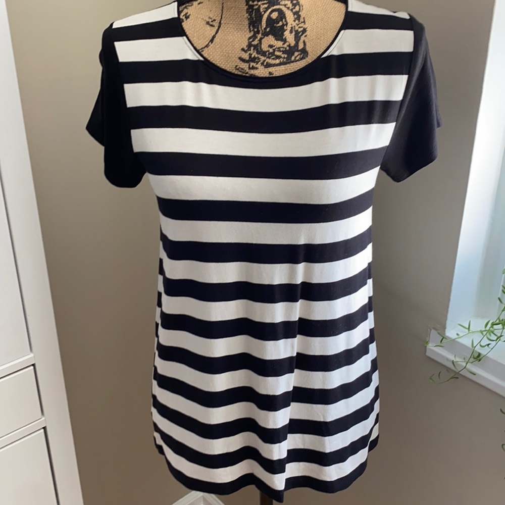 LOFT Black and White Striped Short Sleeve Tee